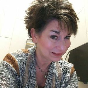 Meet your Posher, Kim